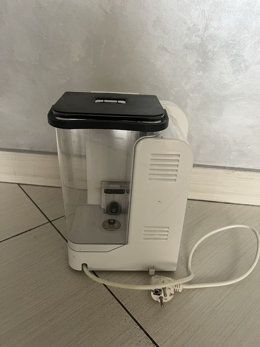 Діспенсер чайник Bosch thd 2021