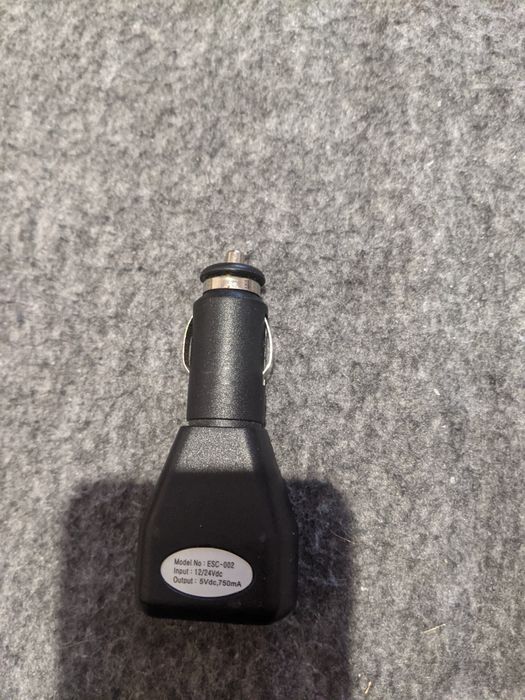 Зарядные устройства для акамуляторов,ноутбука и гаджетов.