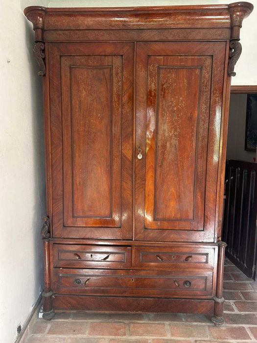 Roupeiro de Cerejeira