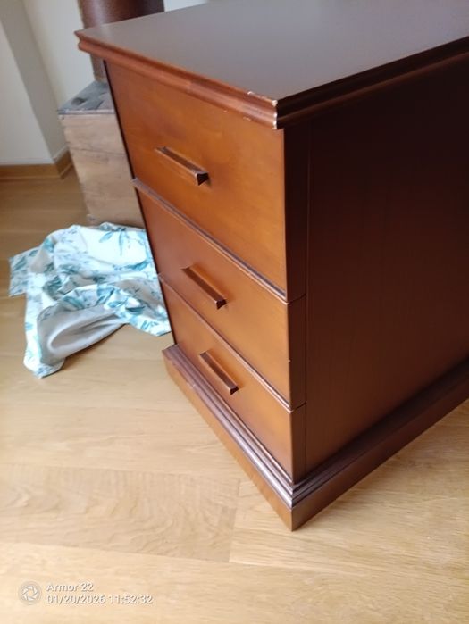 Secretária e móvel gavetas excelente estado