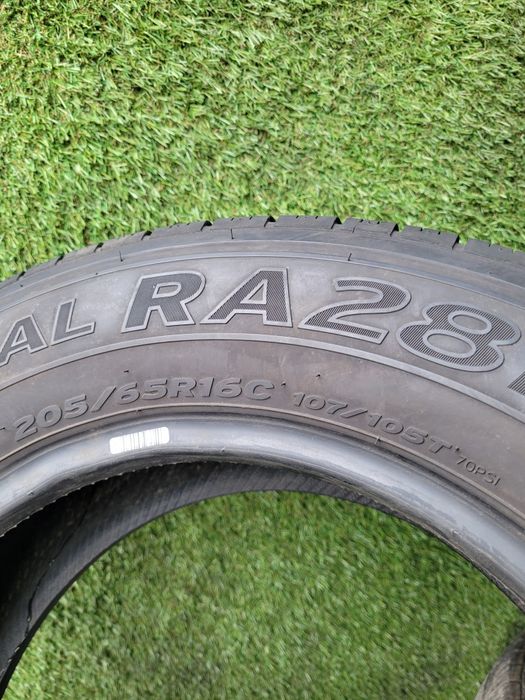 Hankook Radial RA28e 205/65 R16c