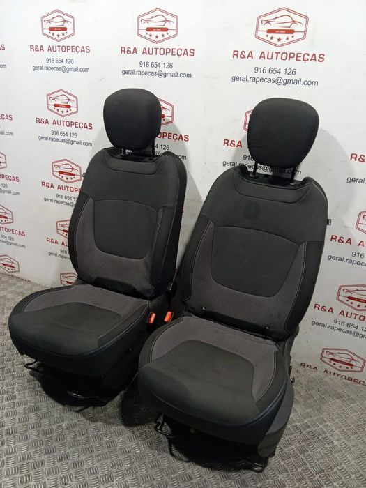 Conjunto de Bancos Renault Captur em Tecido Original