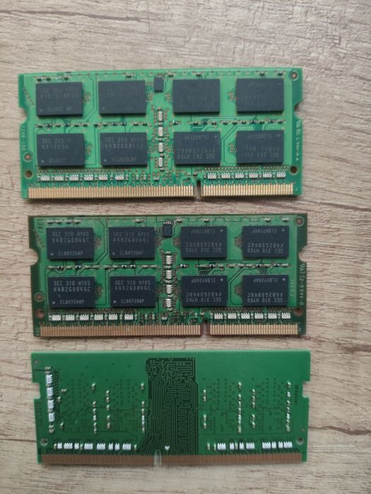 Samsung SO-DIMM DDR3L 4gb
Производитель: Samsung.
Объем памяти: 4 ГБ.