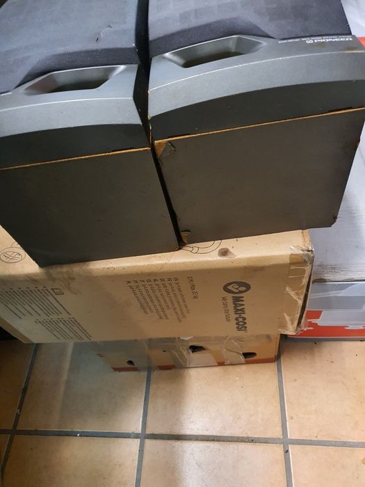 2 colunas Pionner de 35 W