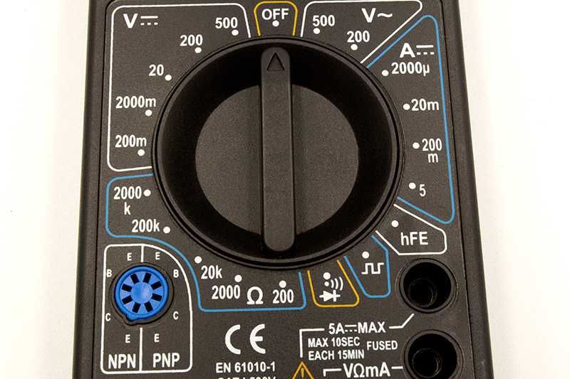 Multímetro Digital CAT I 500V AC/DC