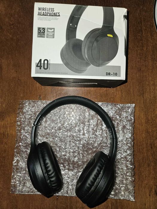 Безпровідні навушники