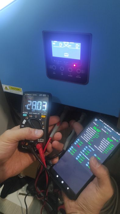 Інвертор Easun SMH ii 4,2KW 24V (під відновлення)