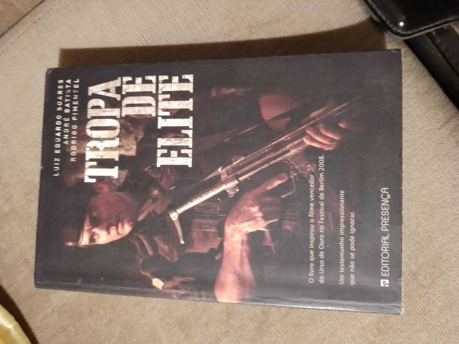 Esboços sobre alguns problemas da Lógica10E-V.M.GTropa Elite9EDesde 2E