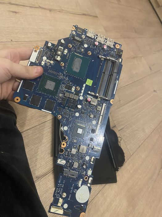 różne rzeczy do laptopa lenovo