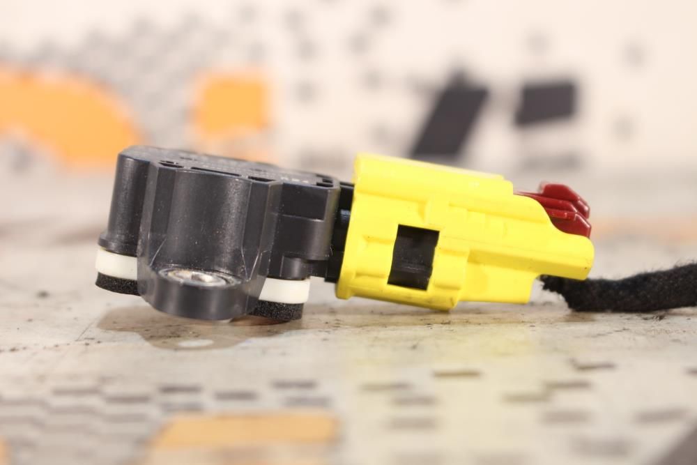 Sensor de impacto AUDI A3 (8P1)