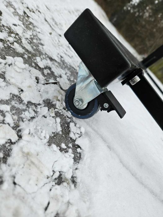 Stojaki na trumny/Regały