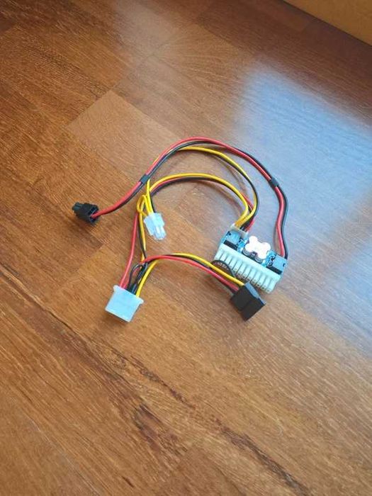 Debriglie pico ATX switch