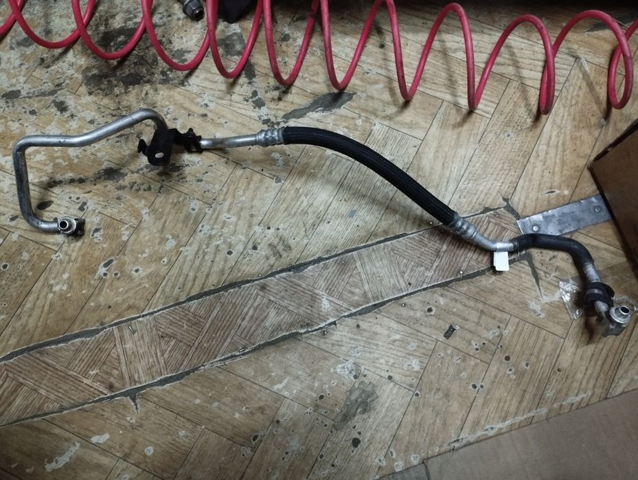 Трубка кондиціонера Maserati