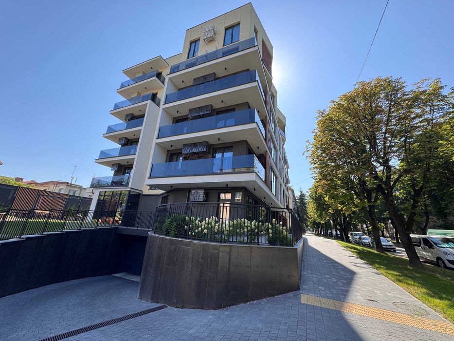 БЕЗ КОМІСІЇ Продаж 3-кім квартири в елітній новобудові на вул. Окружна