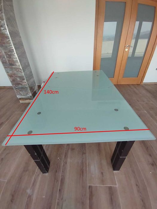 Mesa de cozinha + 4 Cadeiras