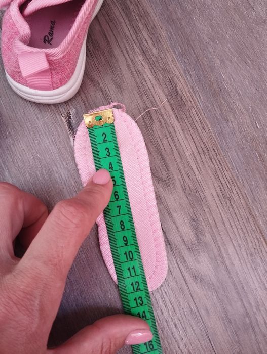 Тапочки для дівчинки