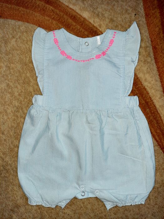 Body niemowlece 62