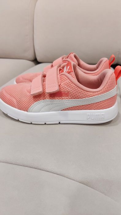 Buty dla dziewczynki roz. 31,5 firmy Puma