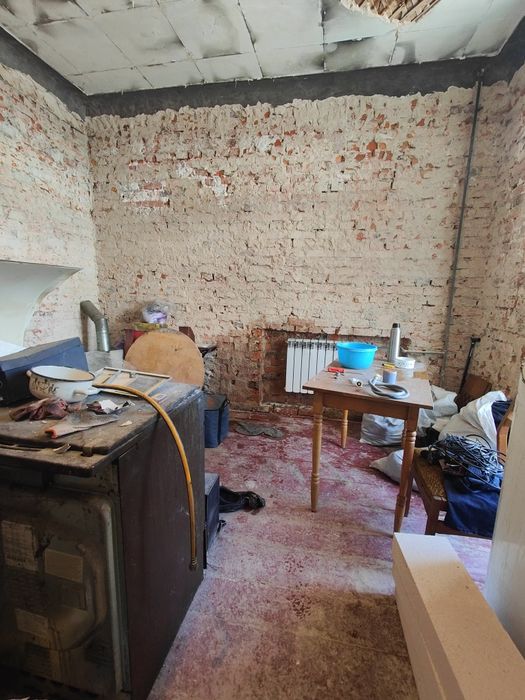 Продам 3 комнатная квартира Залютино. Рынок