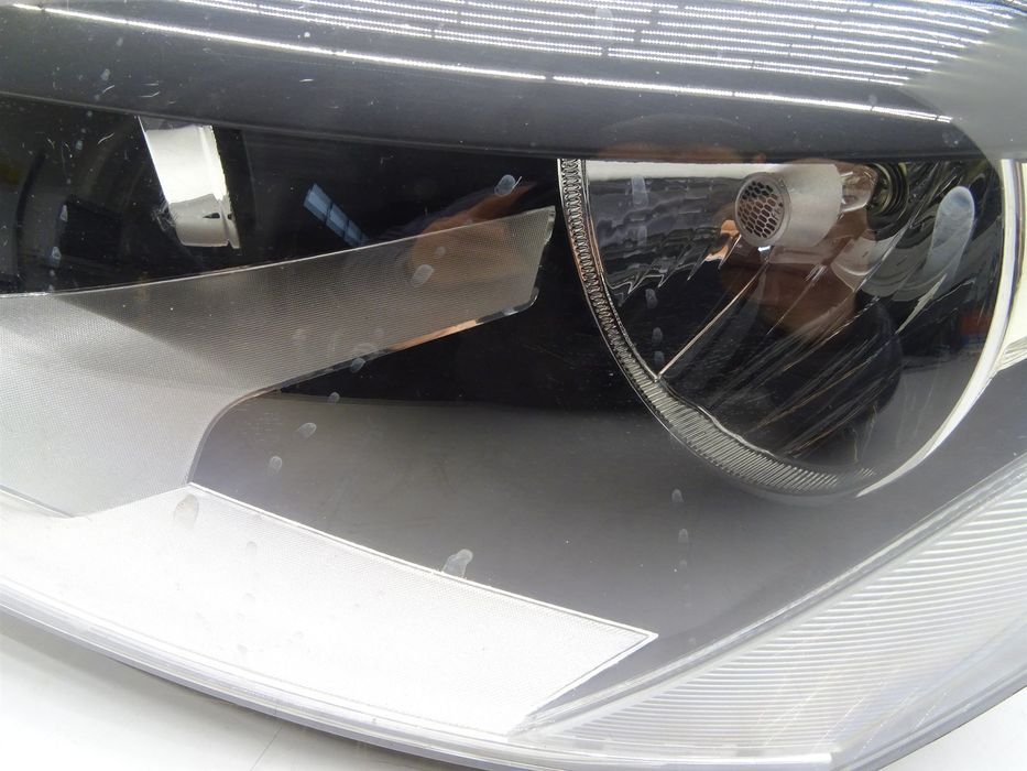 Lampa przód przednia lewa lewy kompletna 02512424 VW passat b7