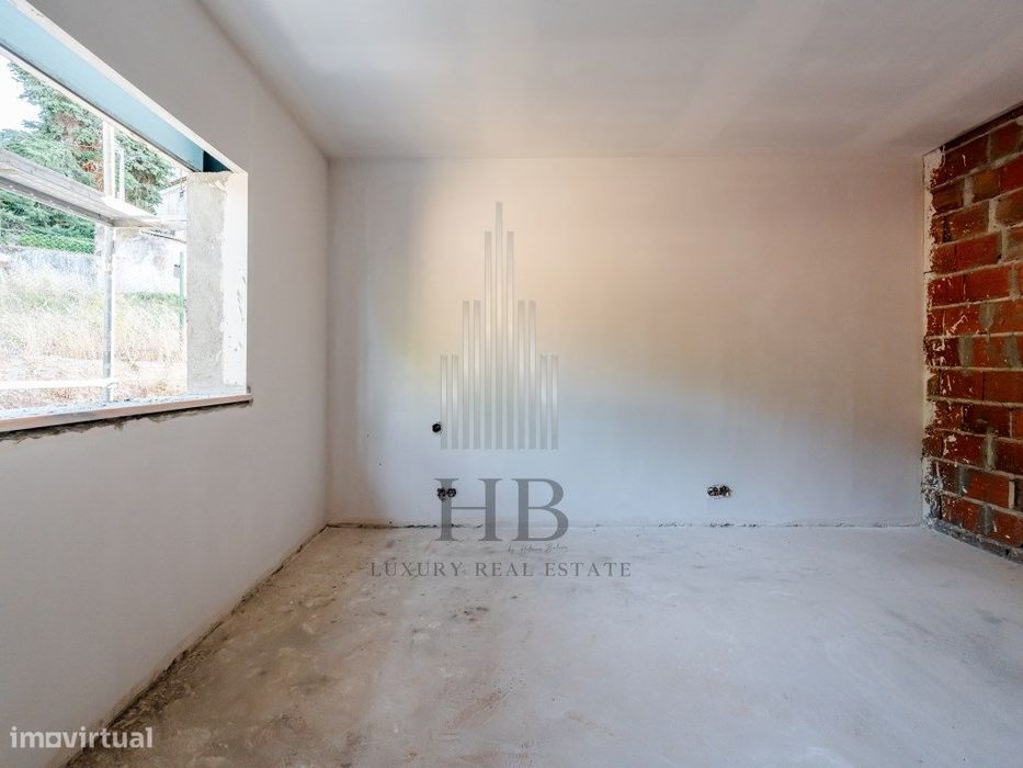 Apartamento T2 com terraço - Loures