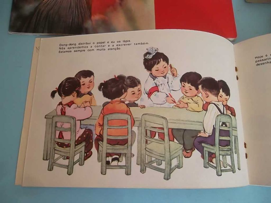 BD e livros ilustrados, de propaganda política chinesa dos anos 70