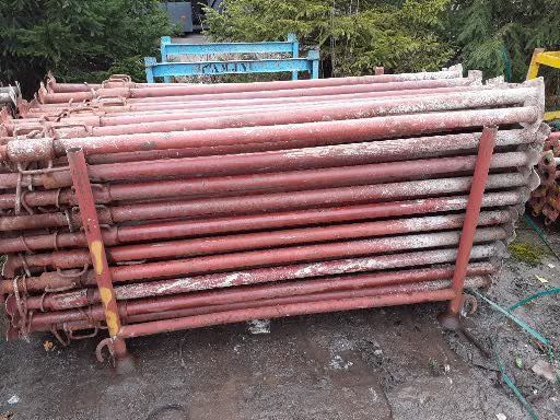 Stemple metalowe budowlane  3.60m.