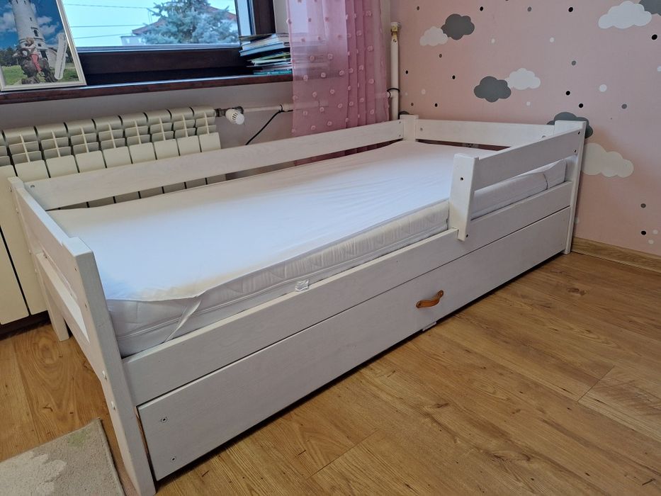 Łóżko dziecięce 160 x 80