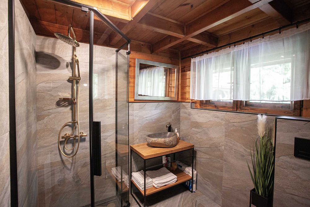 Dom/domek na wynajem w górach z suną, jacuzzi, bilardem/ ENERGYLANDIA