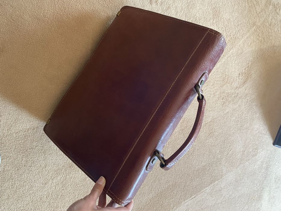 Porta-documentos homem de pele