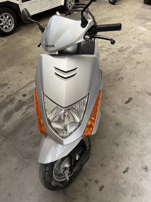 Honda lead 100 svc
