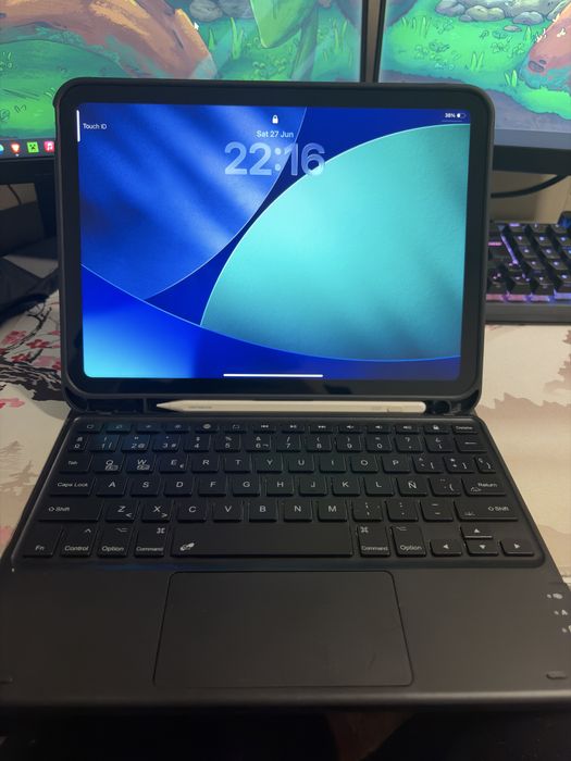 iPad 11” A16 2025 128gb + acessórios e bateria 100%