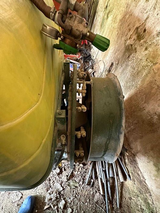 Pulverizador Rocha 400L com turbina