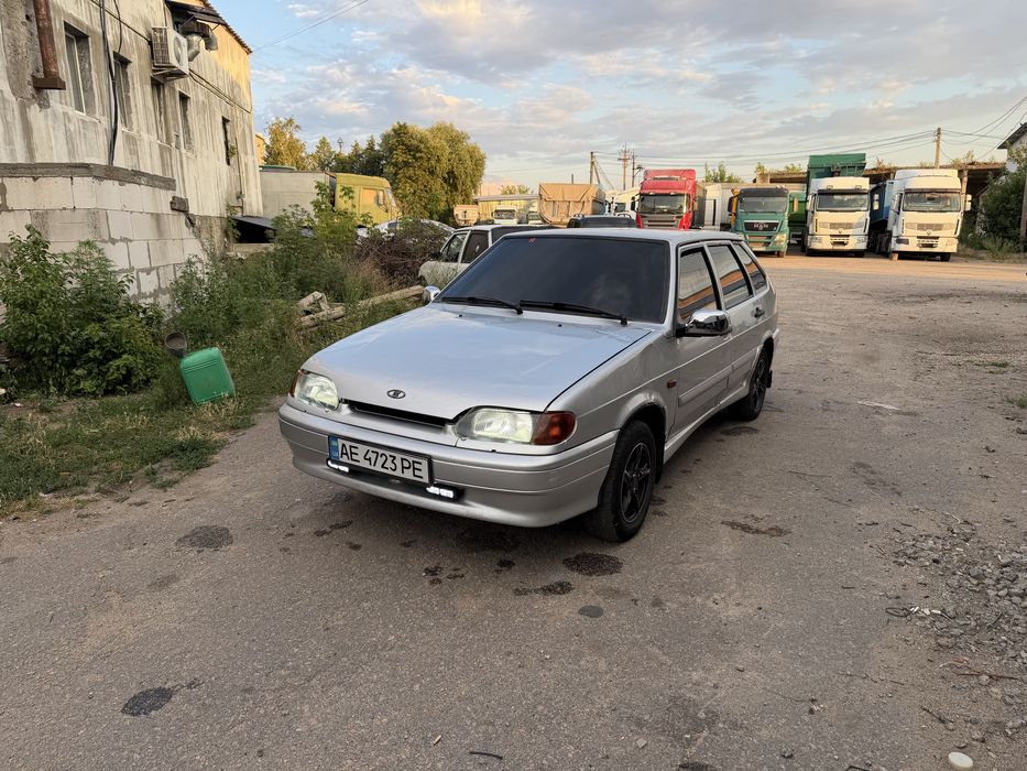 Продам ваз 2114 инжектор газ бензин
