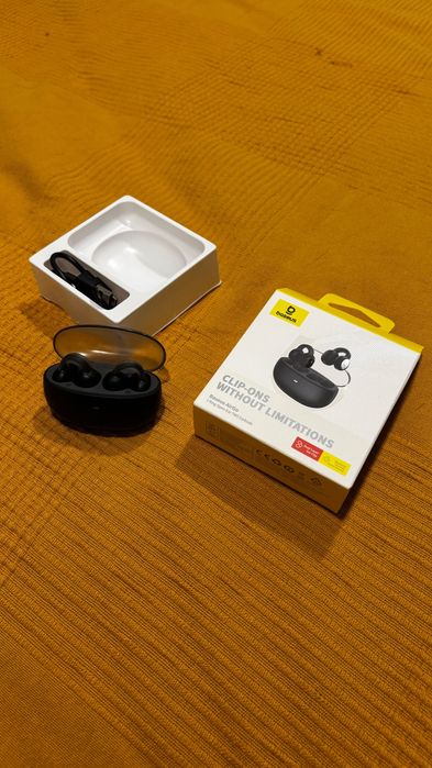 Baseus airgo earbuds