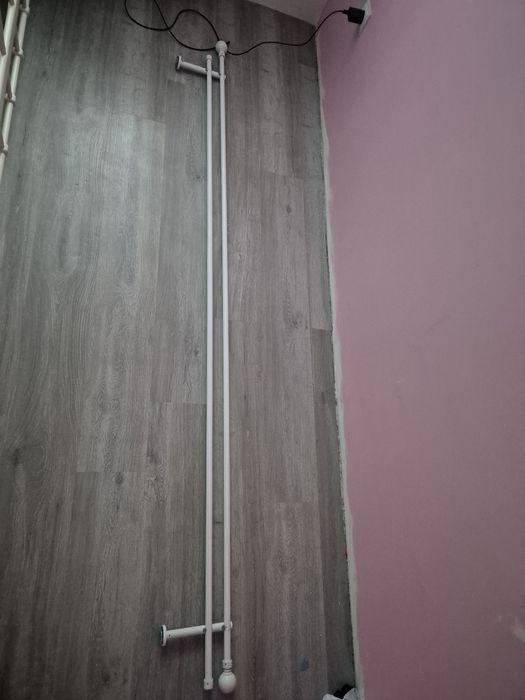 Karnisz 210cm biały