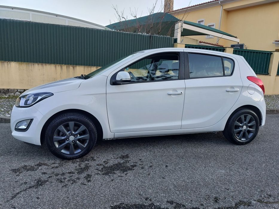 Hyundai I20 1.1 CRDI Ano 2014 Nacional c/ apenas 138.000klms Garagem