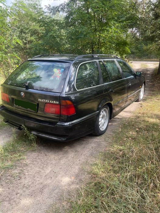 Продам БМВ Е39..
