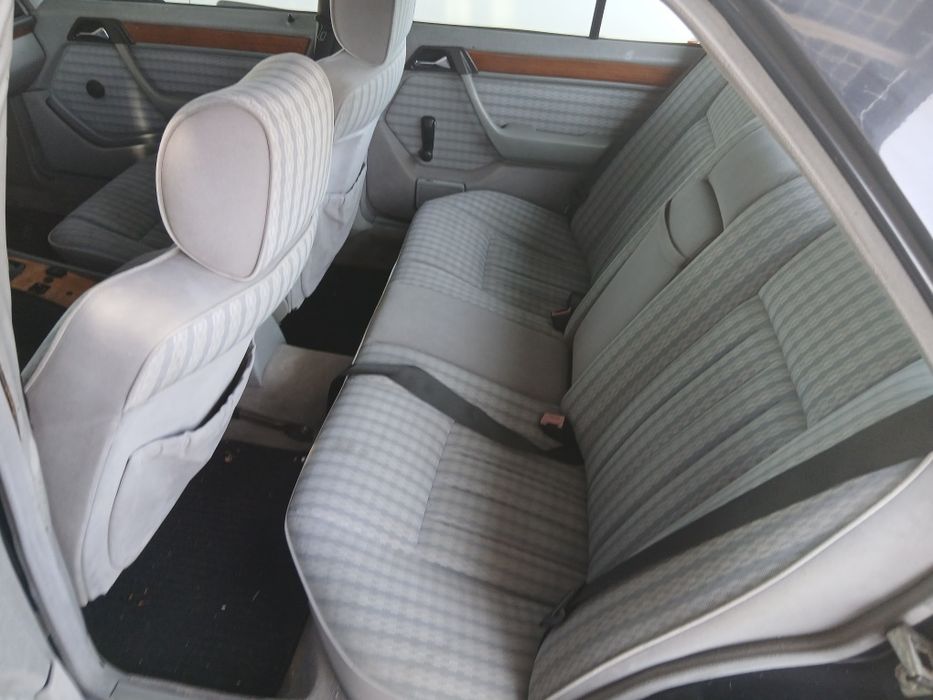 Mercedes 200d  w124