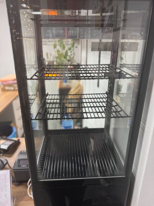 Lodówka witrynowa / chłodziarka – 78L, LED, No Frost