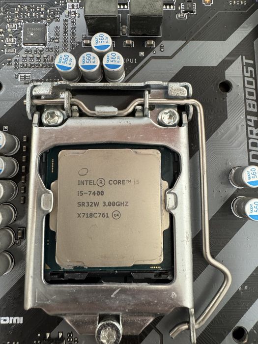 Материнка Msi B250M Bazooka и i5-7400