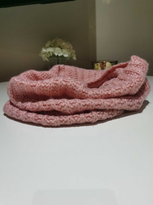 Komin różowy zimowy