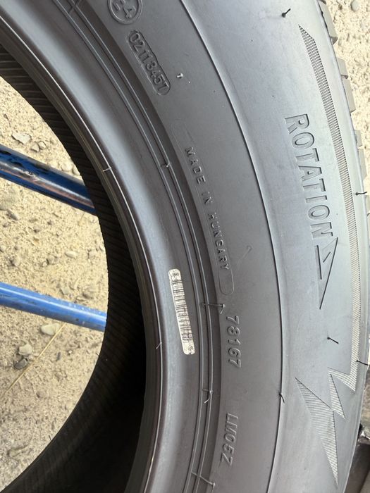 225/65/17 R17 Brigestone Blizzak LM005 зима 1 шт