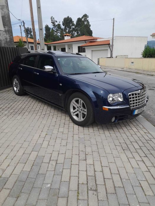 Exclusivo Chrysler 300c 2.7 V6