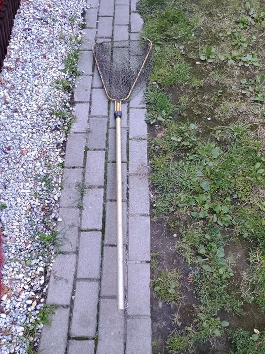 Podbierak wędkarski długość 145cm
