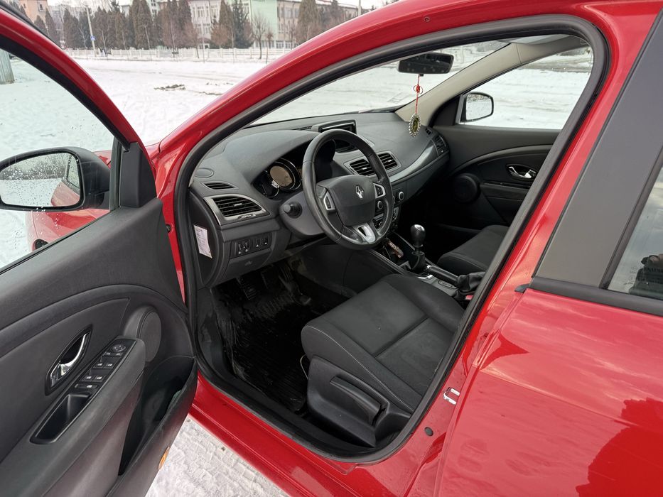 Renault Megane 2012 Рено Меган