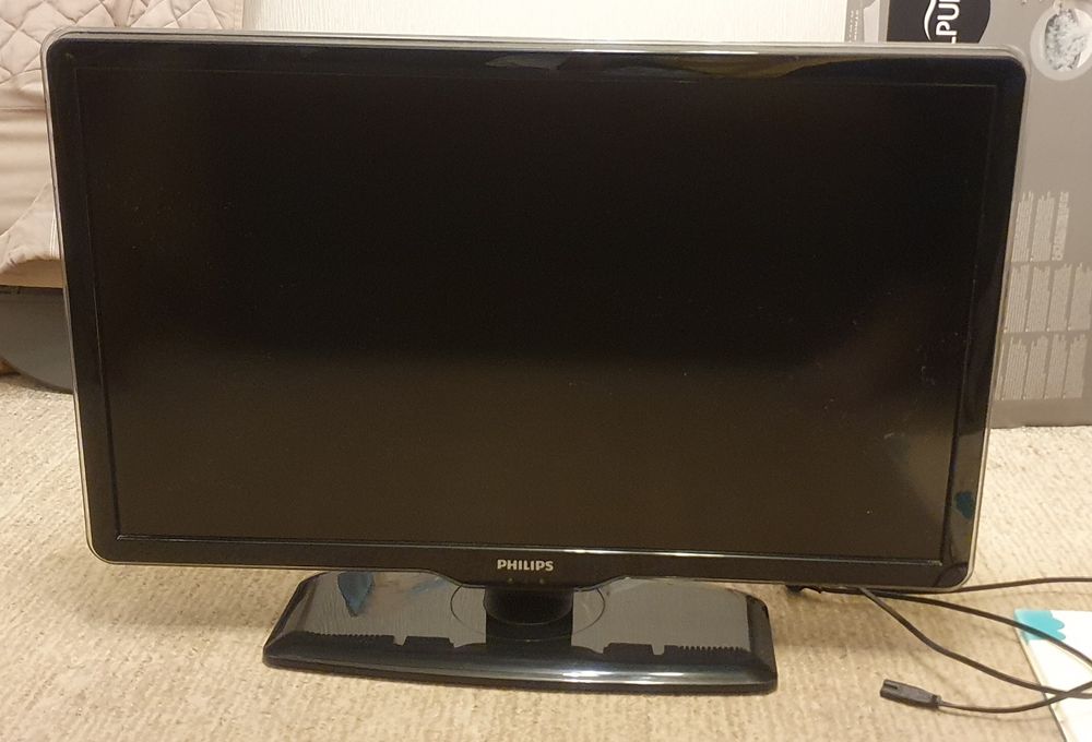 Телевізор Philips 32 дюймів 32pfl7404h/12