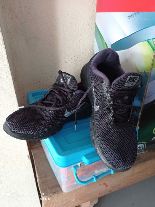 Sapatilhas senhora, usadas em muito bom estado