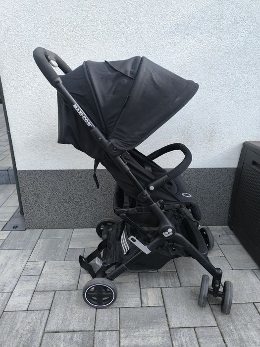 Maxi-Cosi, Lara - kompaktowy wózek spacerowy