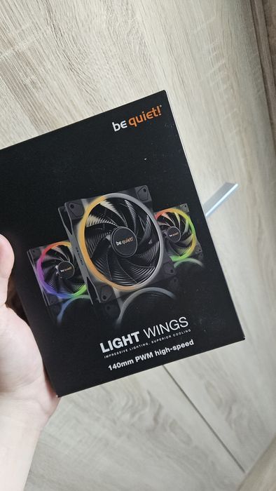 Be quiet! Silent Base 802 Window + 4x Light Wings 140mm ARGB + HUB